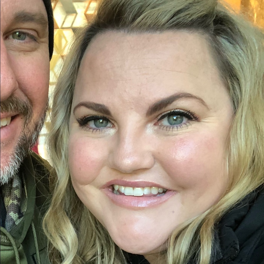 Meet your Posher, Ashlie